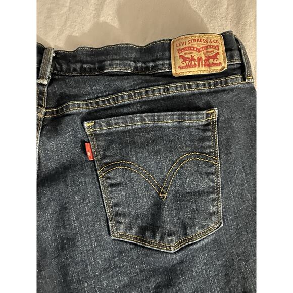 Levi Strauss 505 Women’s Jeans Size 18 Straight Leg Dark Wash - Picture 6 of 6